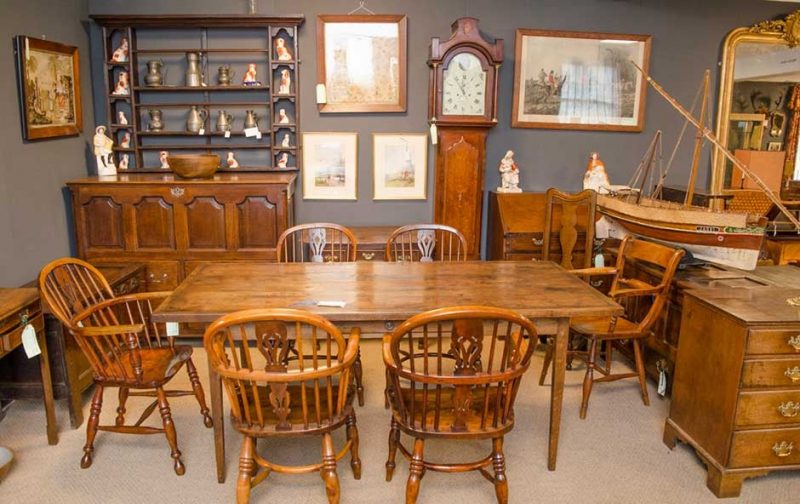 Drawing room furniture