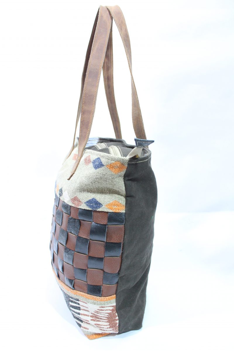 Canvas Tote Bag Checks Design - Image 3
