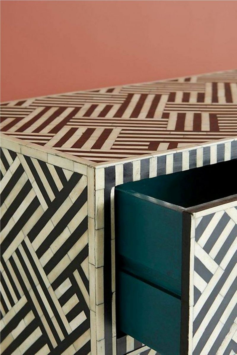 Bone Inlay Optical Inlay Chest of 9 Drawers in Black - Image 8