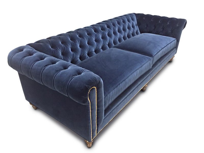 Classic Chesterfield Sofa - Image 3