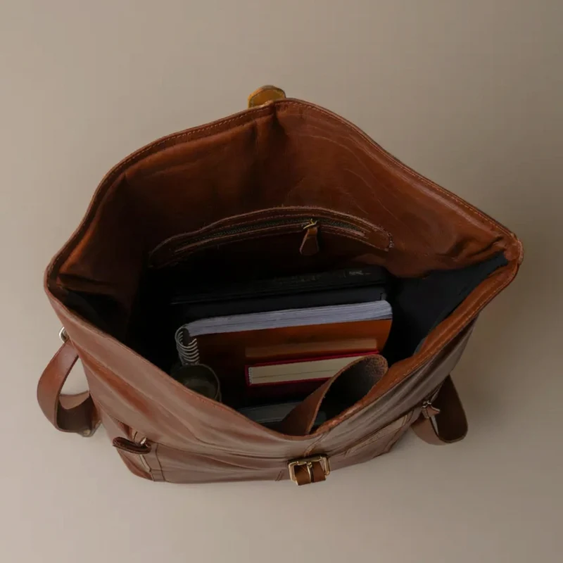 Becko Full Grain Leather Rolltop Backpack – Classic Black Urban Style - Image 4